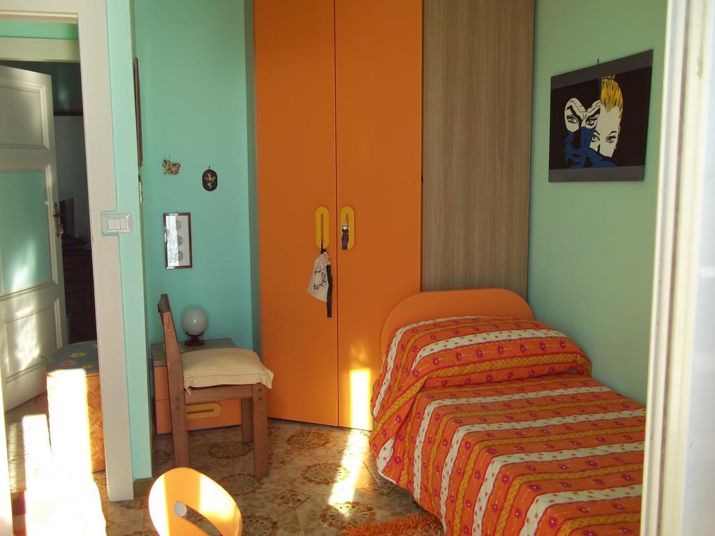 Mare E Monti Villa Giardini Naxos Room photo